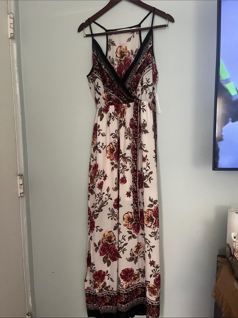 Sleeveless Floral Maxi Dress in Cream with Burgundy & Gold